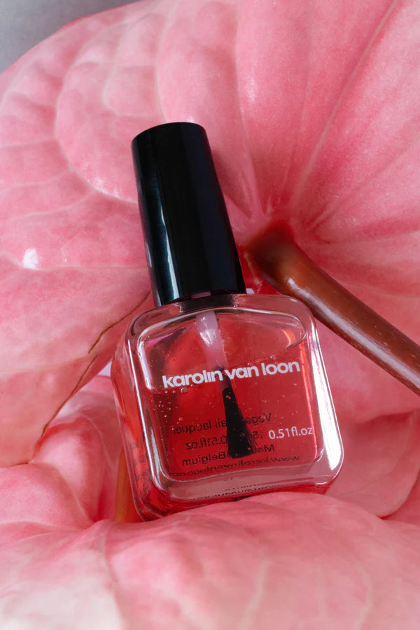 Karolin Van Loon Hydra Glow