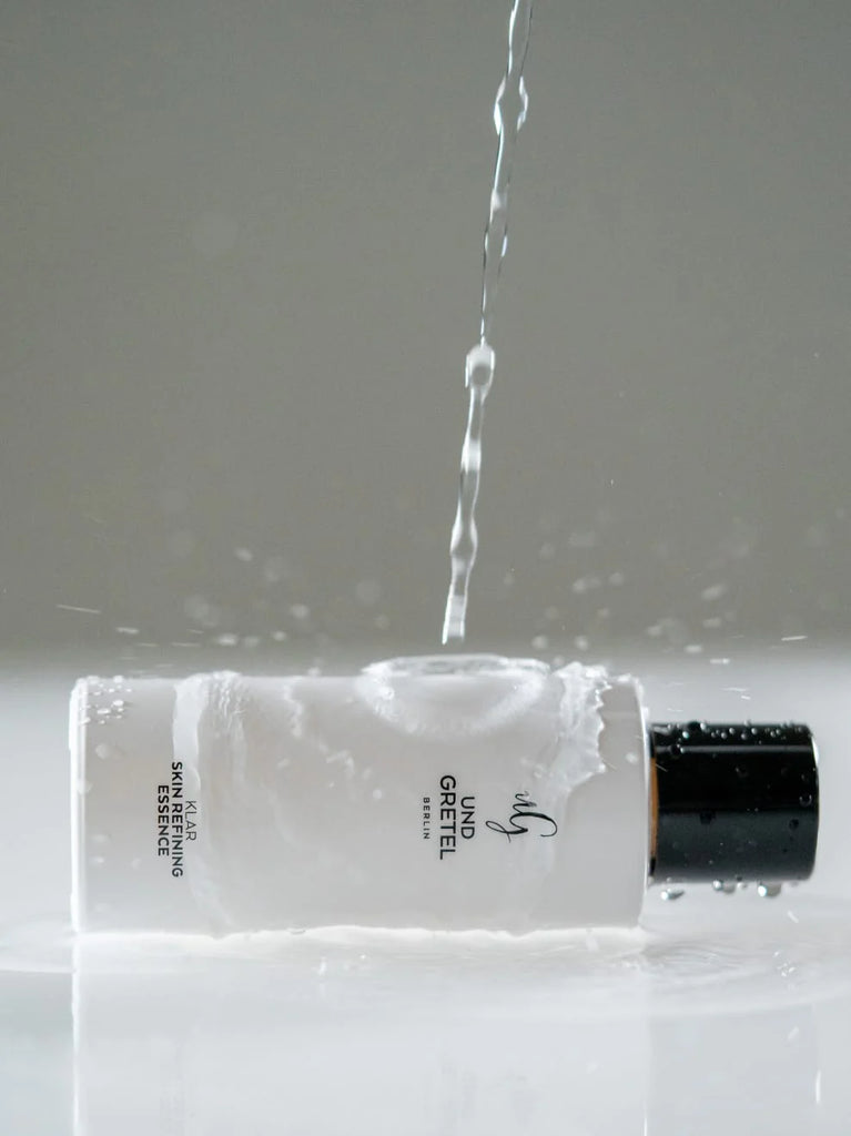 UND GRETEL KLAR Skin Refining Essence
