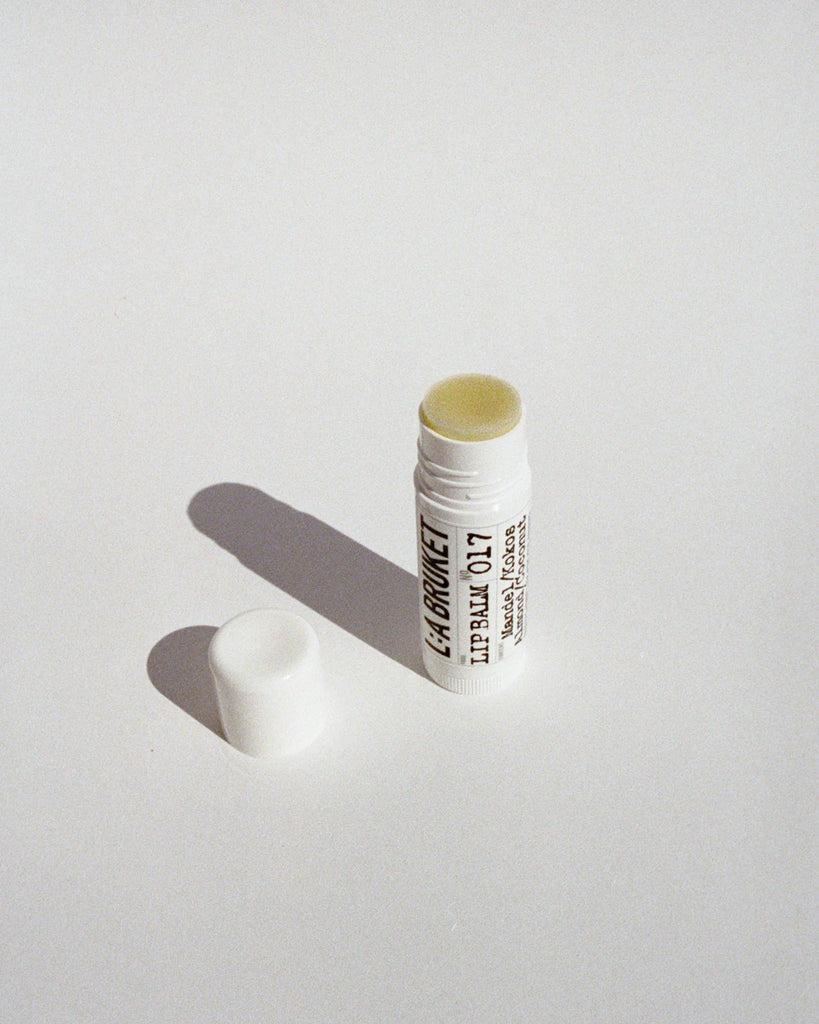 L:A BRUKET 017 Lip balm Almond/ Coconut