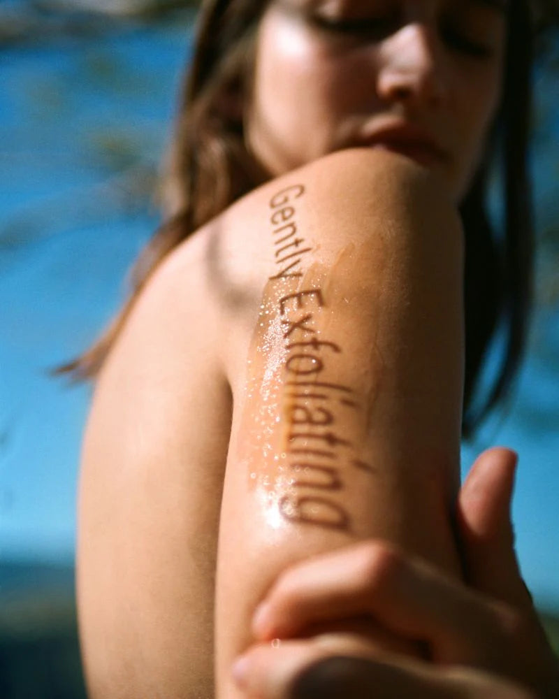 L:A BRUKET 326 Exfoliating Body Serum