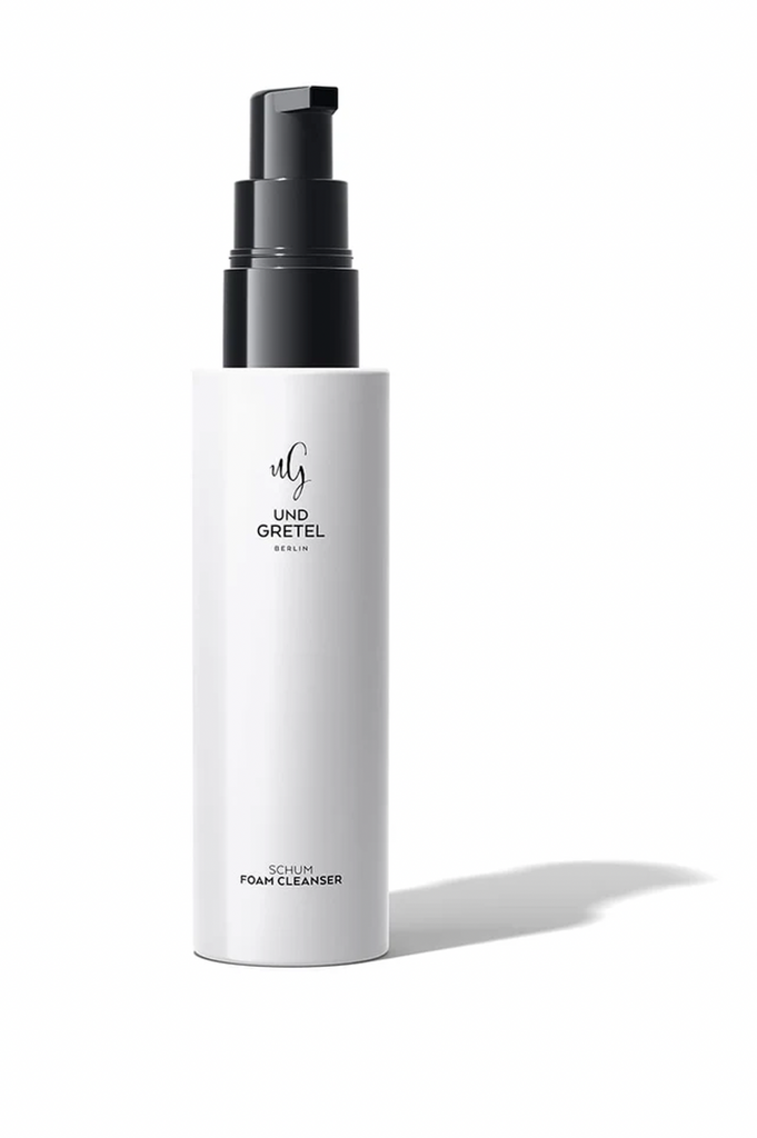 UND GRETELL SCHUM Foam Cleanser