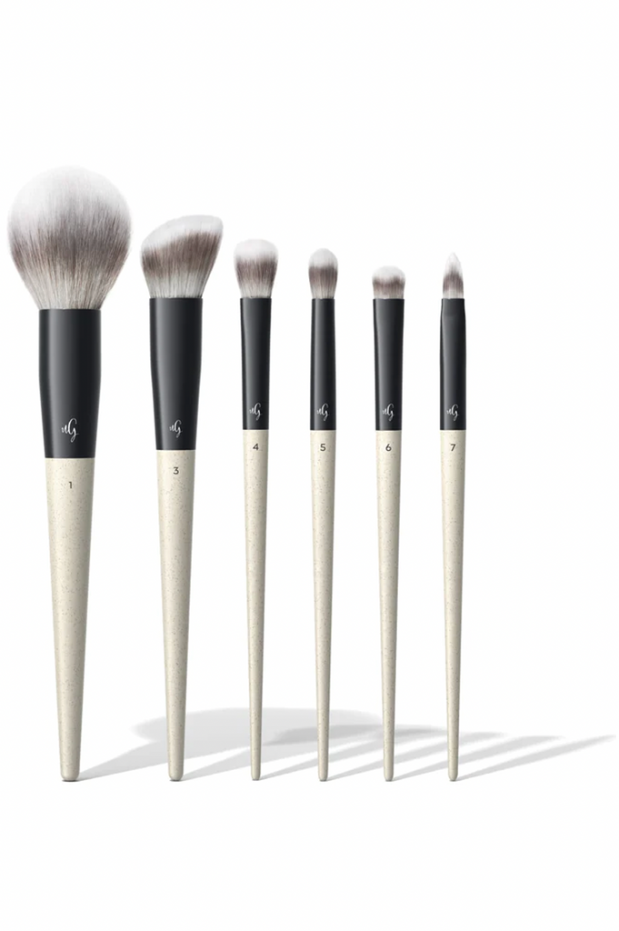 UND GRETEL Make-up Brushes