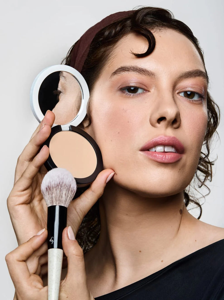 UND GRETEL WOLKEN Compact Powder SPF 50+