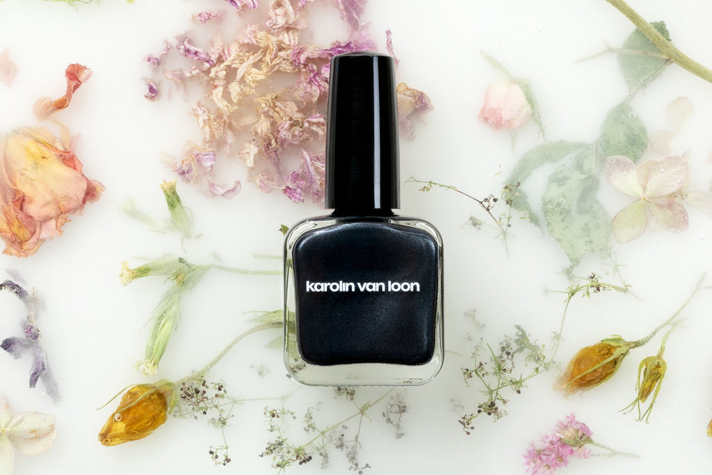 Karolin Van Loon Nail Polish 05 Ardoise Bleue