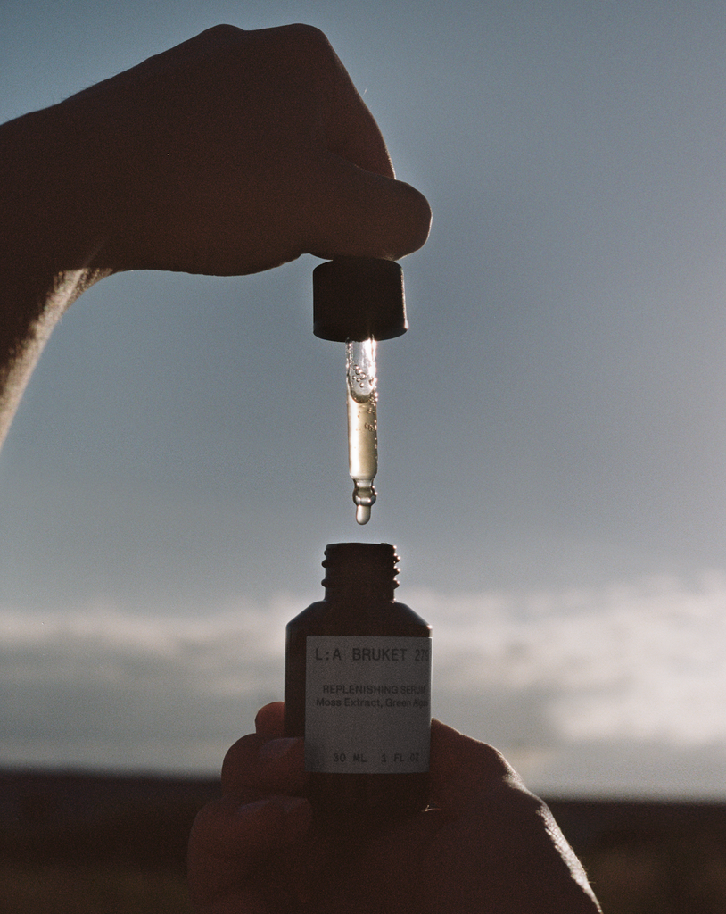 L:A BRUKET 279 Replenishing Serum