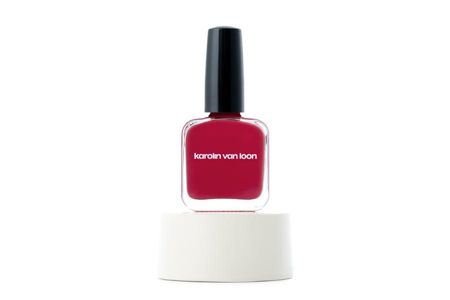 Karolin Van Loon Nail Polish 01 Rocher Rouge