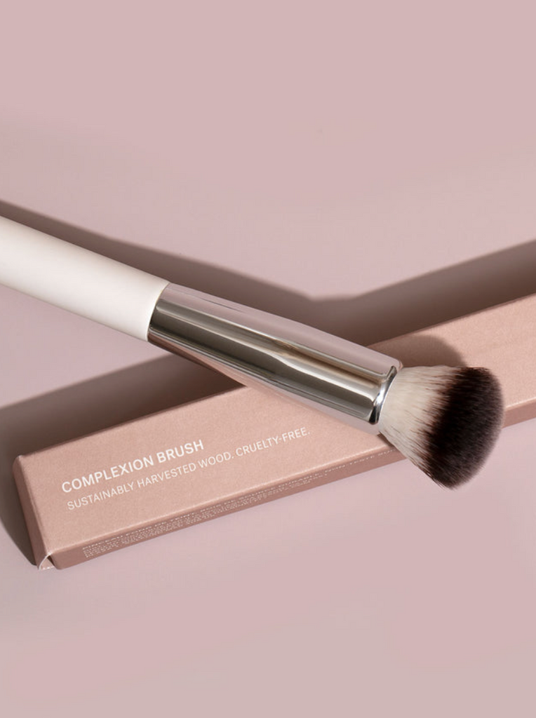 ILIA BRUSH Complexion Brush